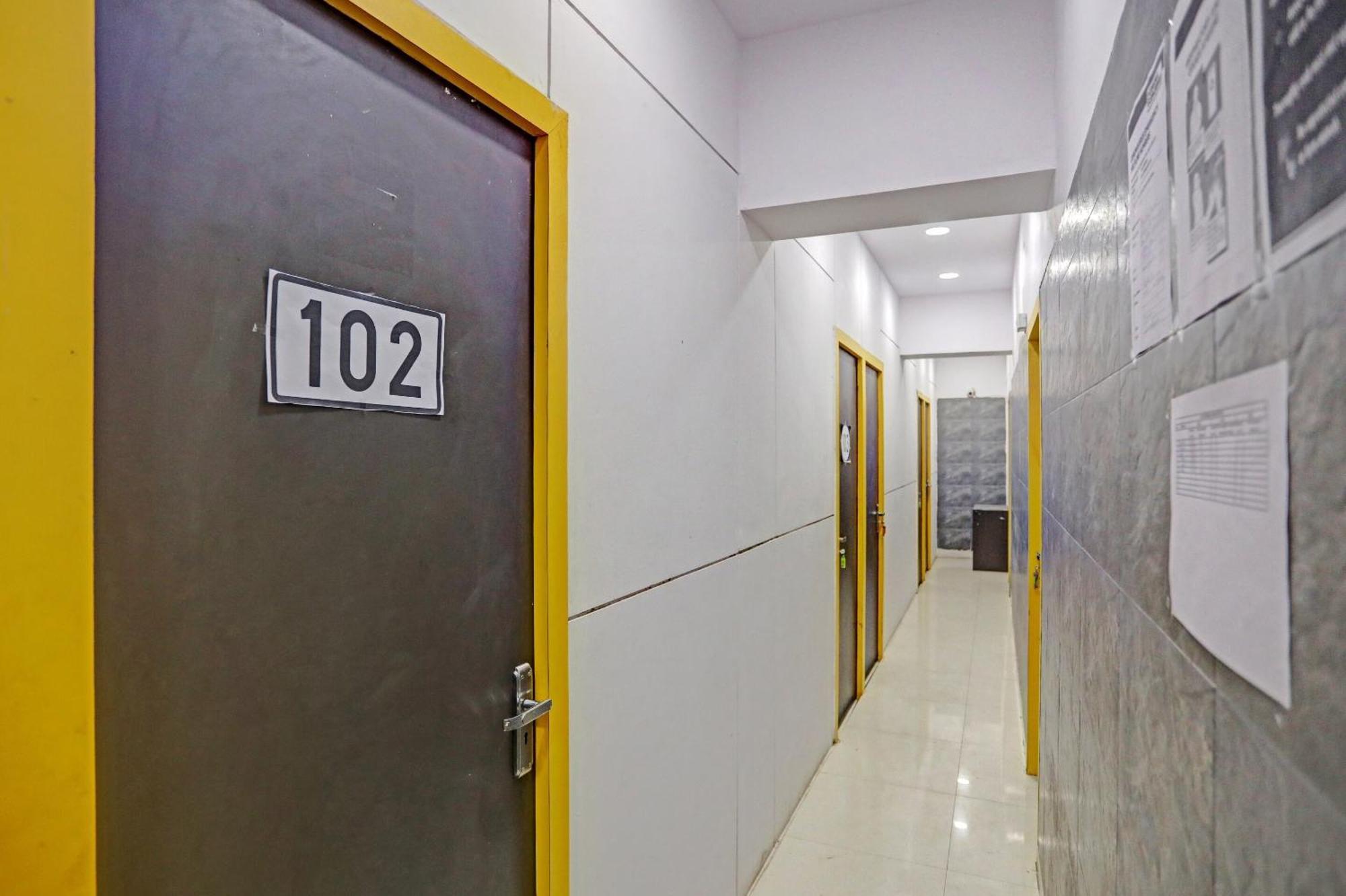 Hotel O North Campus New Delhi Extérieur photo